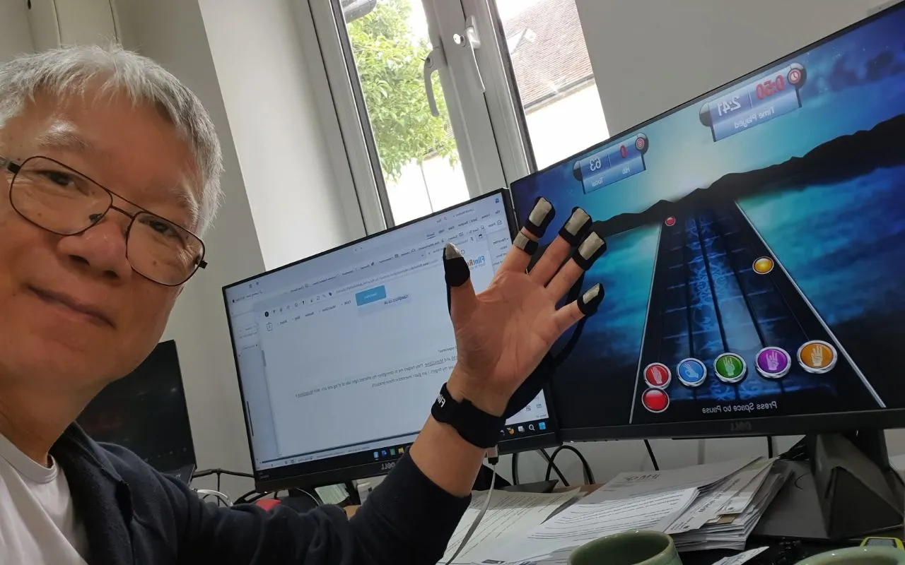 musicglove-stroke-tbi-recovery-ricky musicglove hand recovery male user for stroke hand rehabilitation