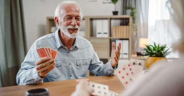 man playing game to improve his memory after a stroke