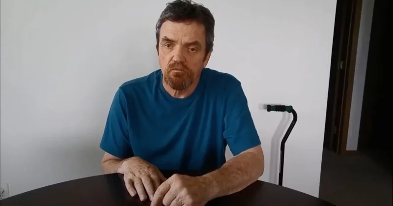 stroke survivor chris discusses his recovery using the fitmi home rehab device