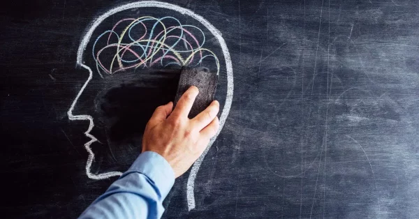 man showing tbi and memory problems with strategies to help improve